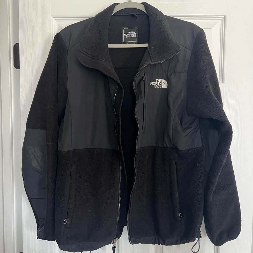 The North Face Classic Black Outerwear